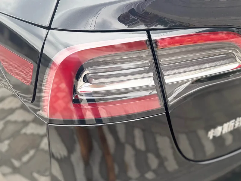 Tesla Model 3 — фото 10