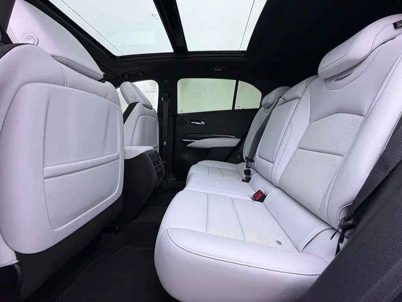 Cadillac XT4 — фото 7
