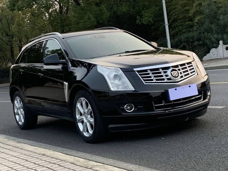 Cadillac SRX — фото 3