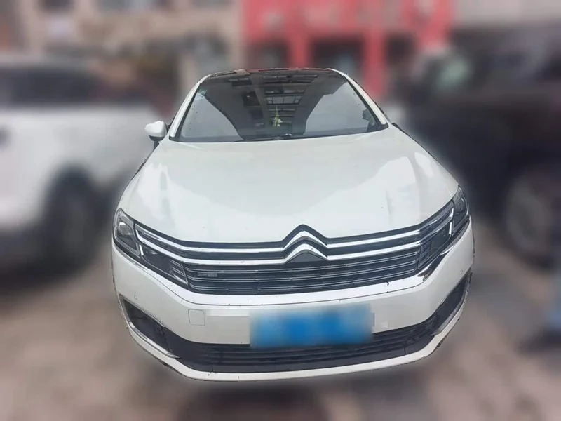 Citroën C6 — фото 2