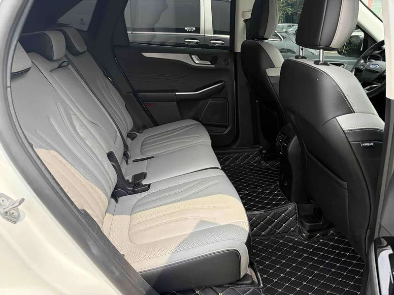 Ford Edge — фото 16