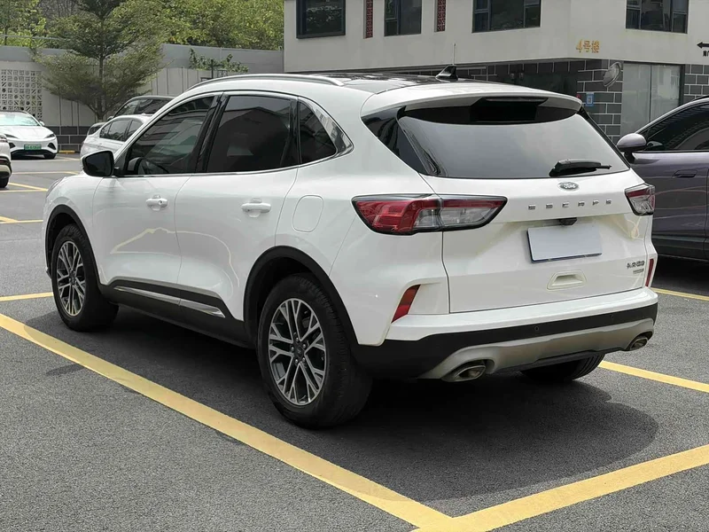 Ford Edge — фото 4