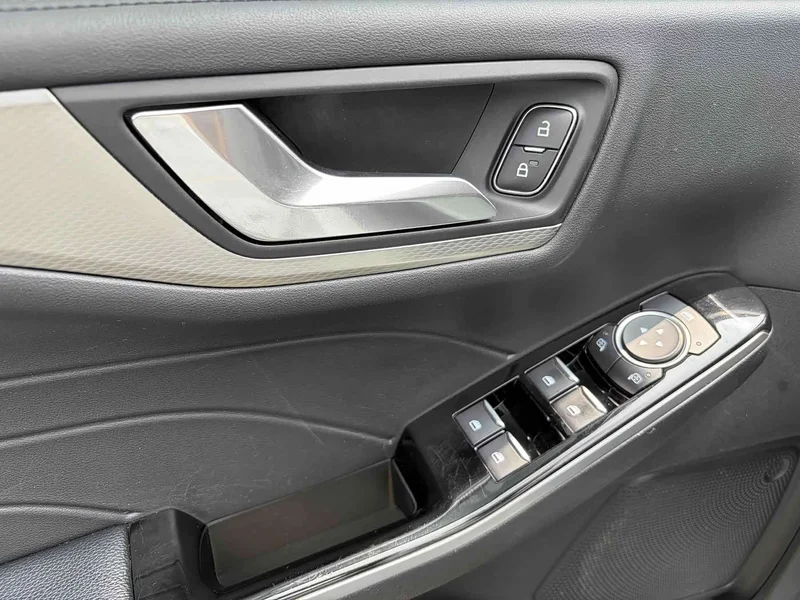 Ford Edge — фото 9