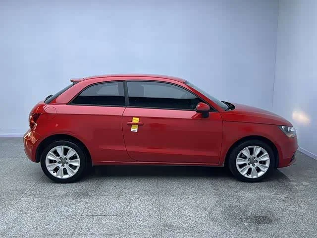 Audi A1 — фото 5