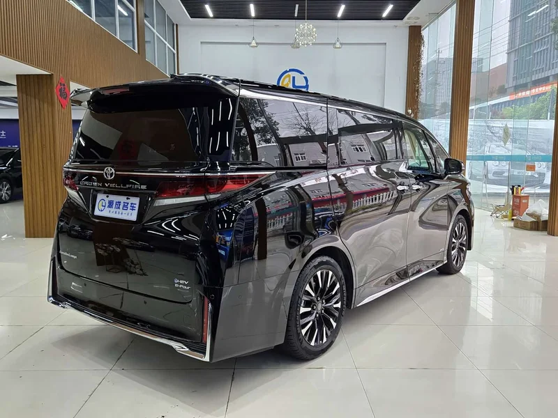Toyota Vellfire — фото 17