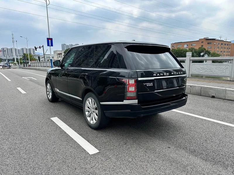 Land Rover Range Rover — фото 11