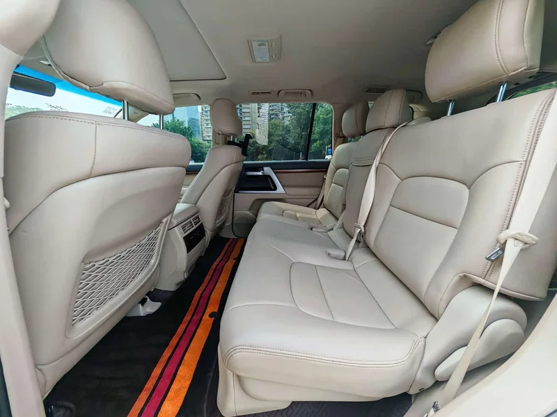 Toyota Land Cruiser (Imported) — фото 17