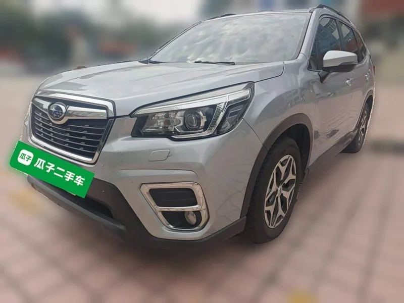 Subaru Forester — фото 1