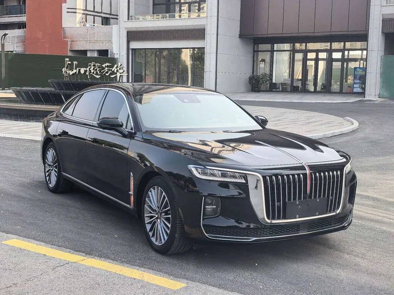 Hongqi H9 — фото 1
