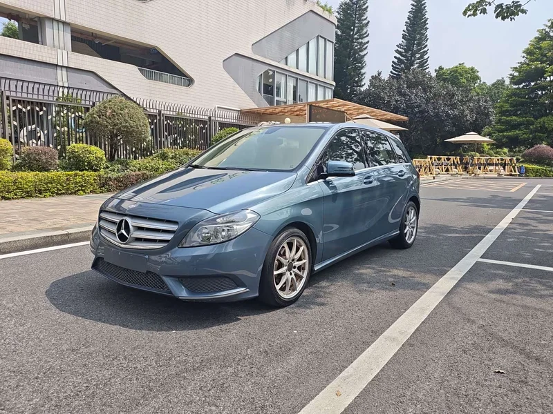 Mercedes-Benz B-Class — фото 1