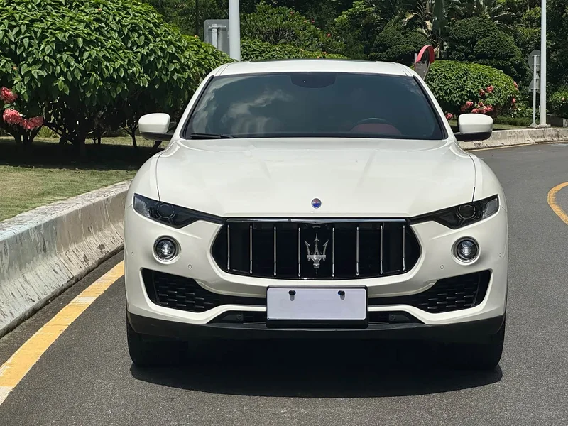Maserati Levante — фото 2