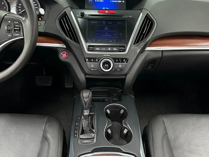 Acura MDX — фото 20