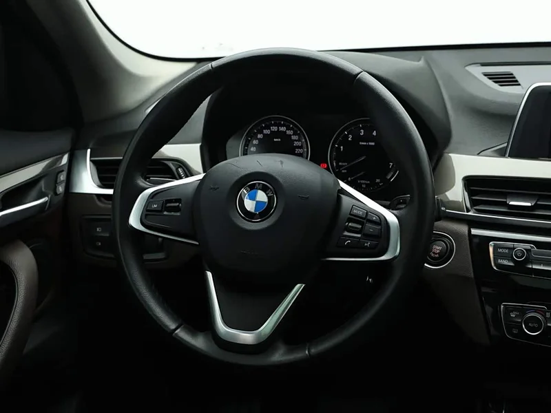 BMW X1 — фото 15