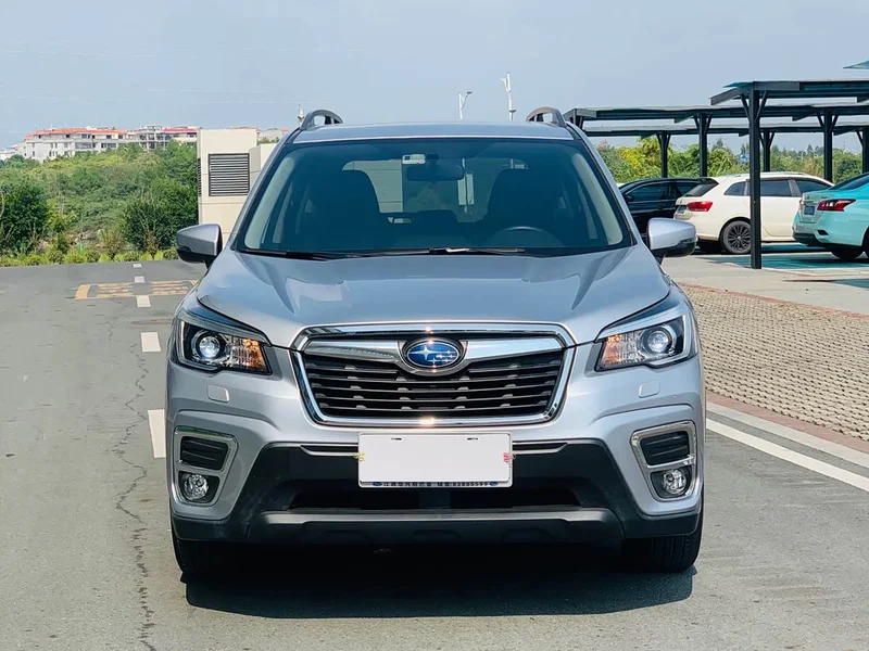 Subaru Forester — фото 2