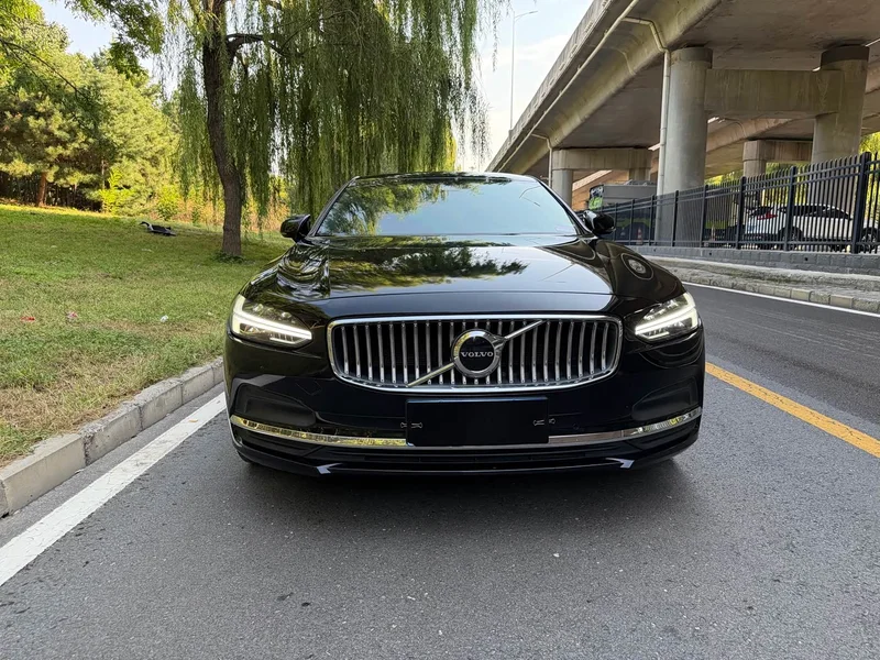Volvo S90 — фото 2