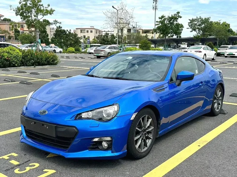 Subaru BRZ — фото 1