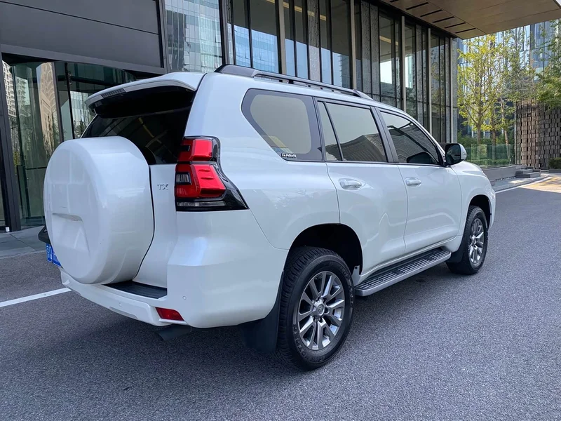 Toyota Prado — фото 3