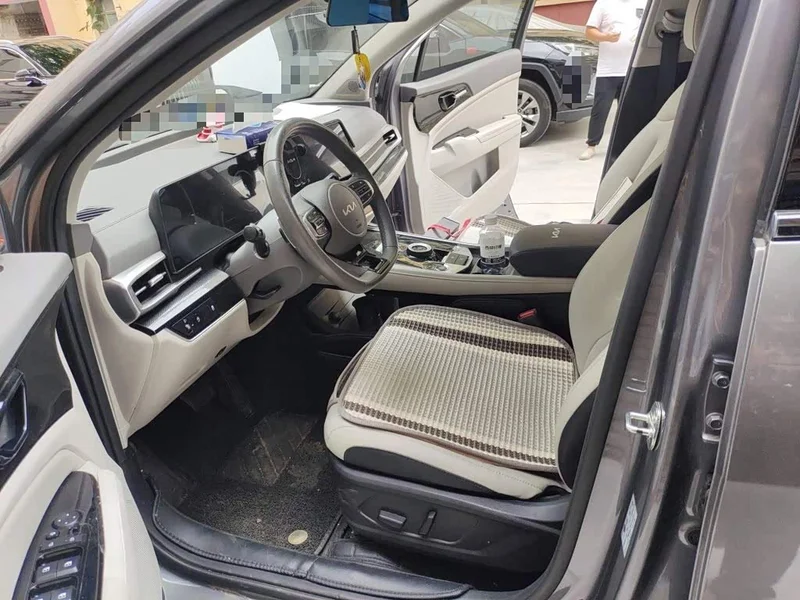 Kia Sportage — фото 11