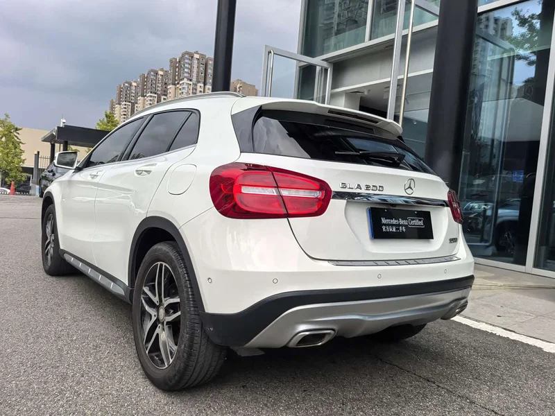Mercedes-Benz GLA — фото 15