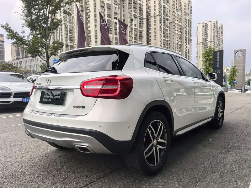 Mercedes-Benz GLA — фото 17