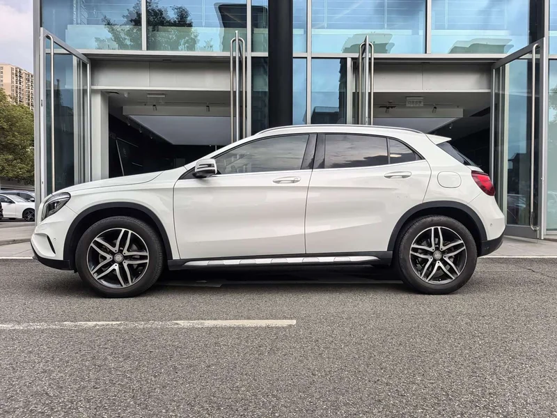 Mercedes-Benz GLA — фото 4