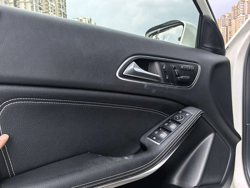 Mercedes-Benz GLA — фото 6