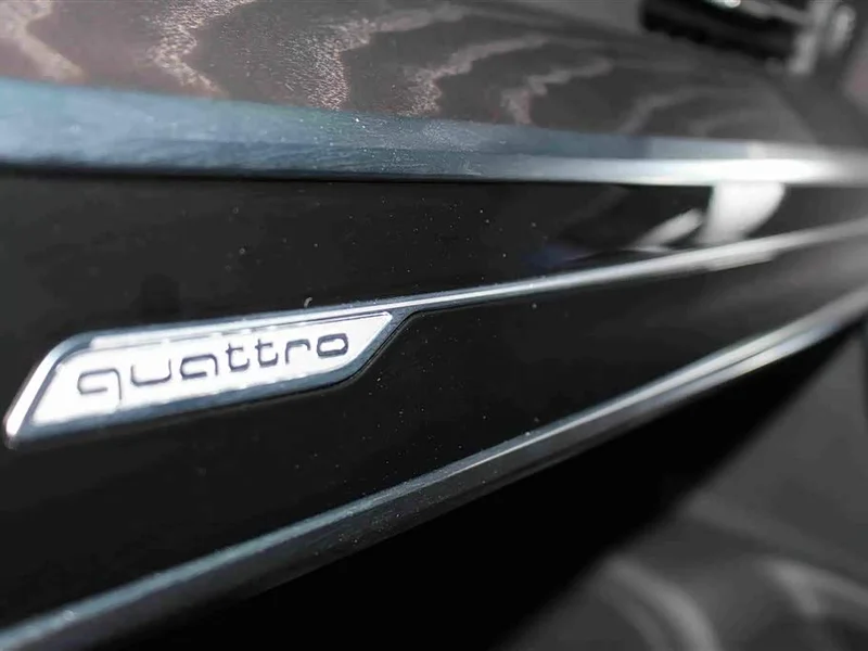 Audi A6L — фото 8