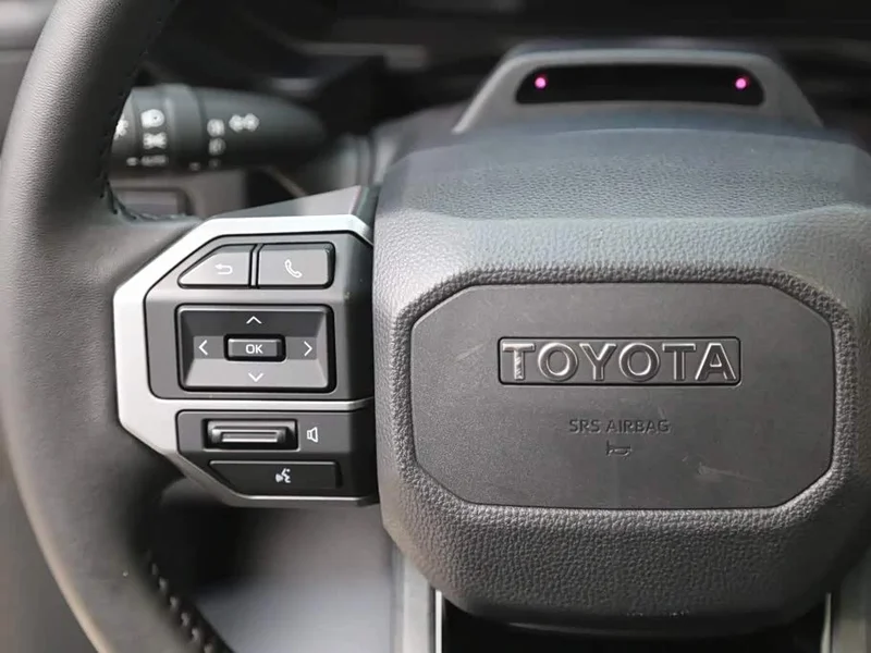Toyota Prado — фото 16