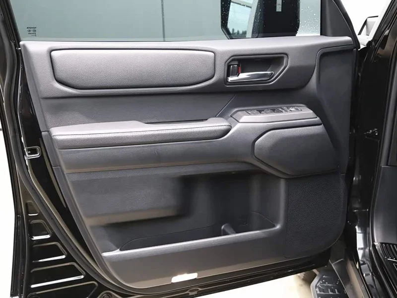 Toyota Prado — фото 10