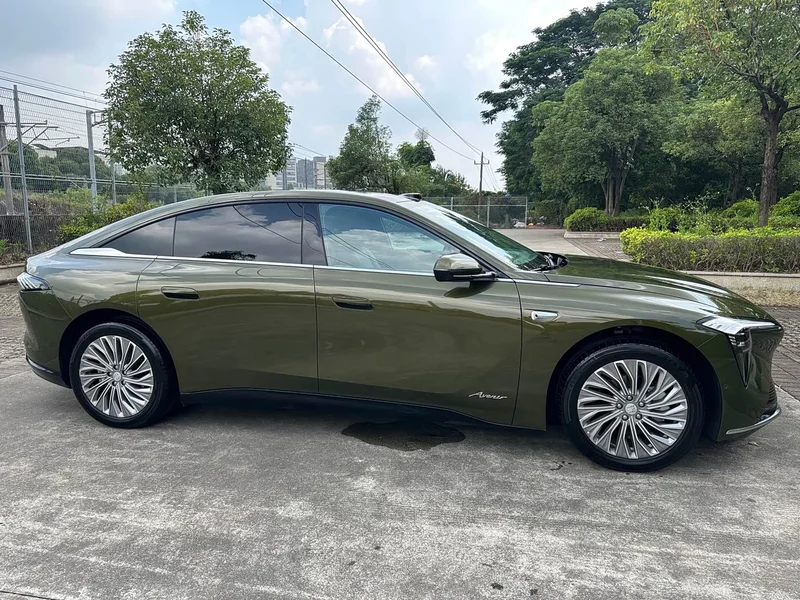 Buick ZhiJing L7 — фото 12