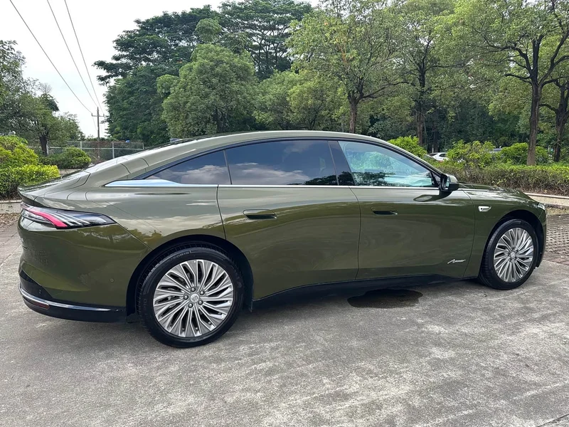 Buick ZhiJing L7 — фото 21