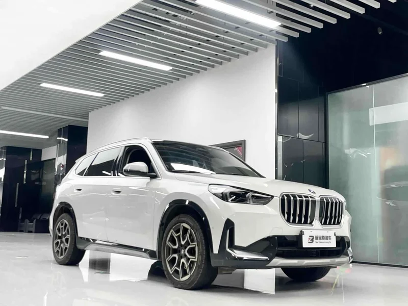 BMW X1 — фото 3