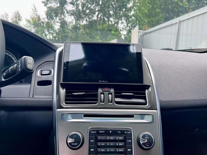 Volvo XC60 (Imported) — фото 13