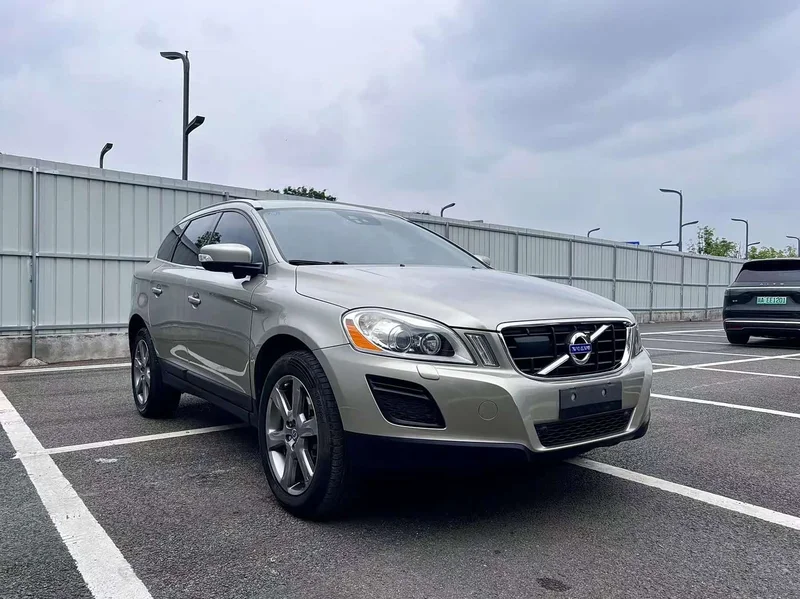 Volvo XC60 (Imported) — фото 3
