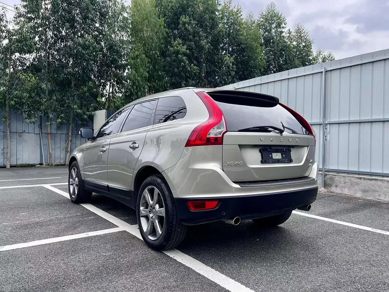 Volvo XC60 (Imported) — фото 6
