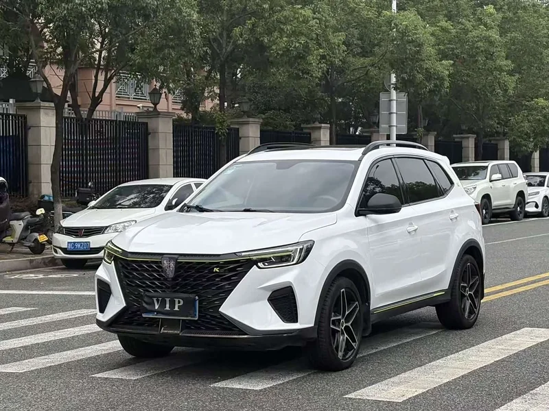Roewe RX5 — фото 1