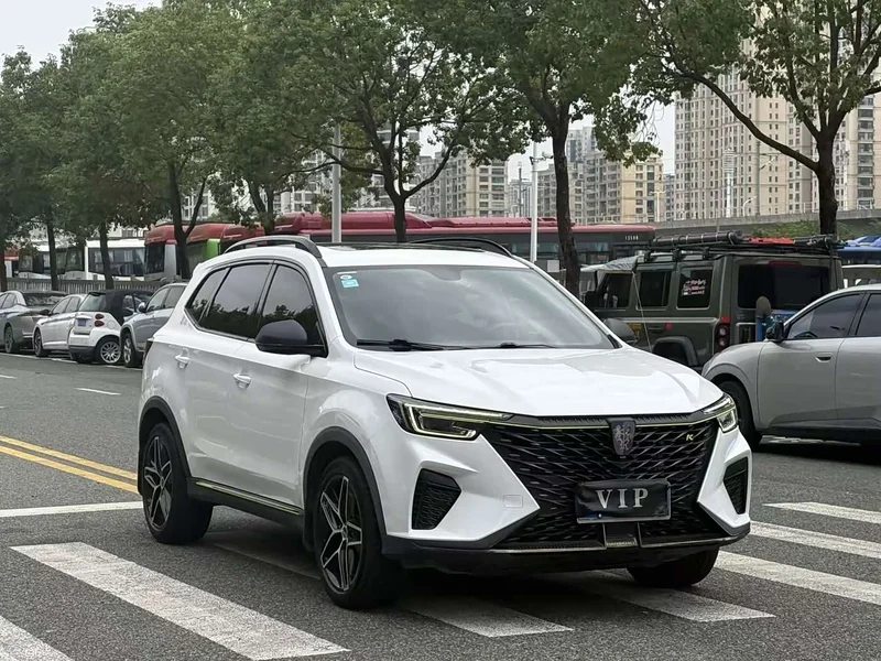 Roewe RX5 — фото 3