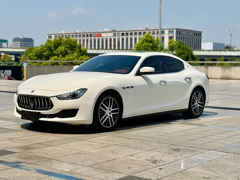 Maserati Ghibli — фото 2