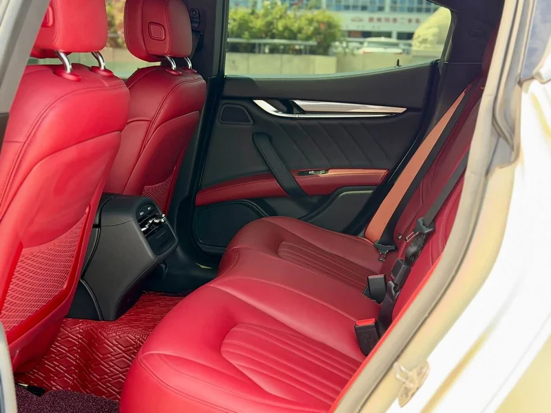 Maserati Ghibli — фото 7
