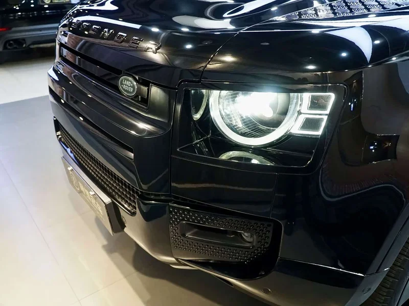 Land Rover Defender — фото 19