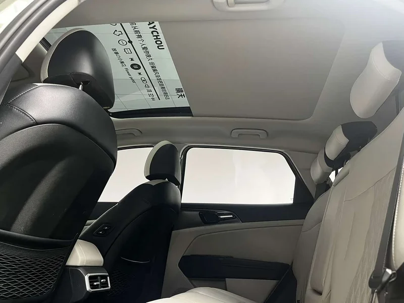 Kia Sportage — фото 13