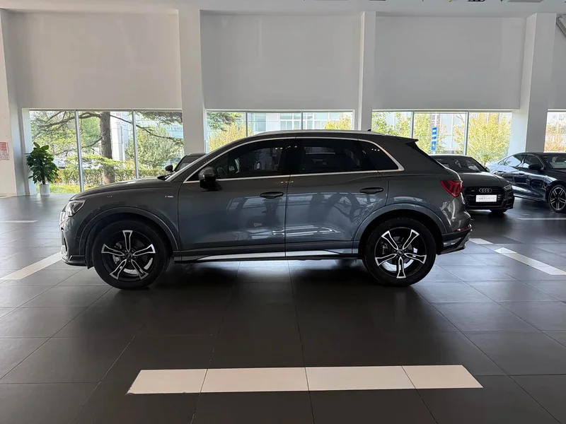 Audi Q3 — фото 4