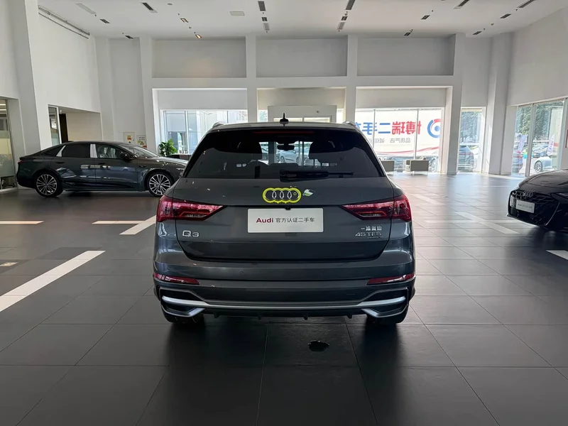 Audi Q3 — фото 6