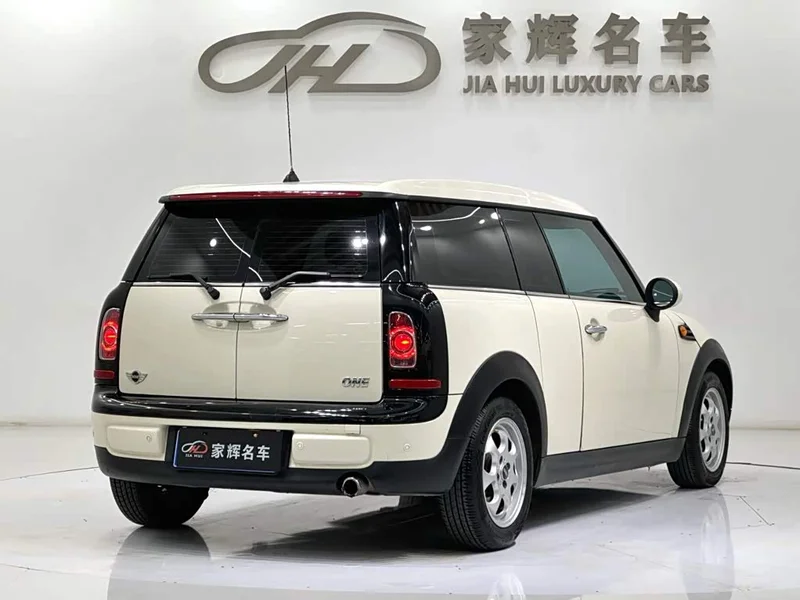 MINI CLUBMAN — фото 7