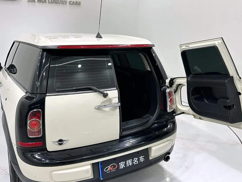 MINI CLUBMAN — фото 8