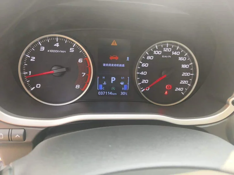 Mitsubishi Eclipse Cross — фото 13