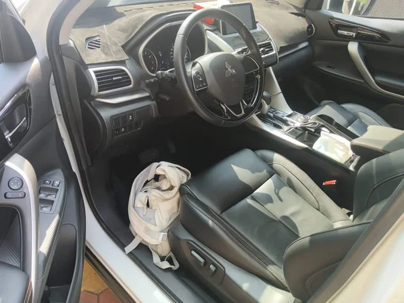 Mitsubishi Eclipse Cross — фото 17