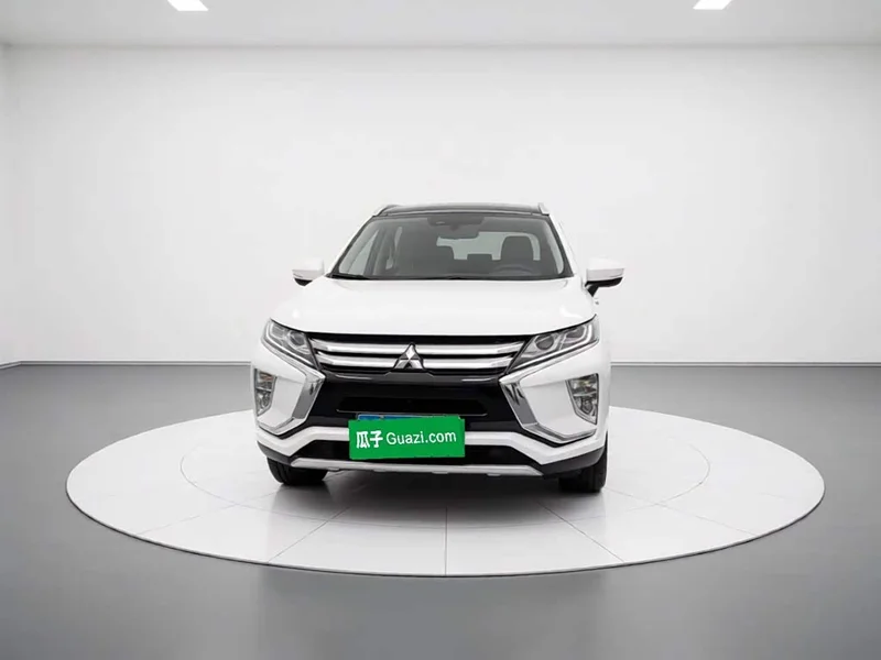Mitsubishi Eclipse Cross — фото 2