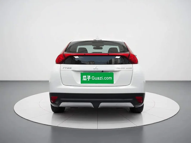 Mitsubishi Eclipse Cross — фото 5