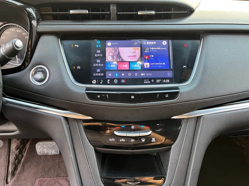 Cadillac XT6 — фото 9